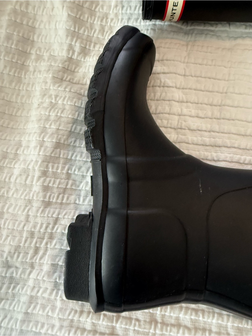 Hunter Black Tall Rain Boots EUC 1019 - Picture 3 of 12